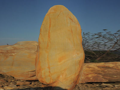 景观黄蜡石--大型黄蜡石刻字L3-217